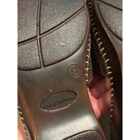SunBay Brown Leather Footwear Slide Sandals Size 9N Stitched Detail Open Toe - Picture 7 of 7